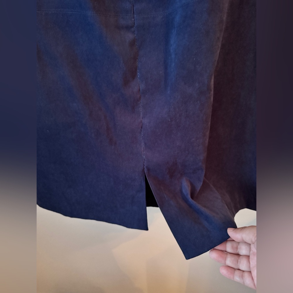 Chic Navy Women's Pencil Skirt - Picture 6 of 7